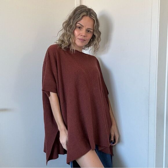 Vince Ribbed Cashmere Blend Poncho in Henna - Picture 13 of 15